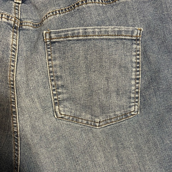 Gloria Vanderbilt Bermuda Denim Shorts Plus Size Amanda Skimmer Pants Stretchy - Picture 16 of 16